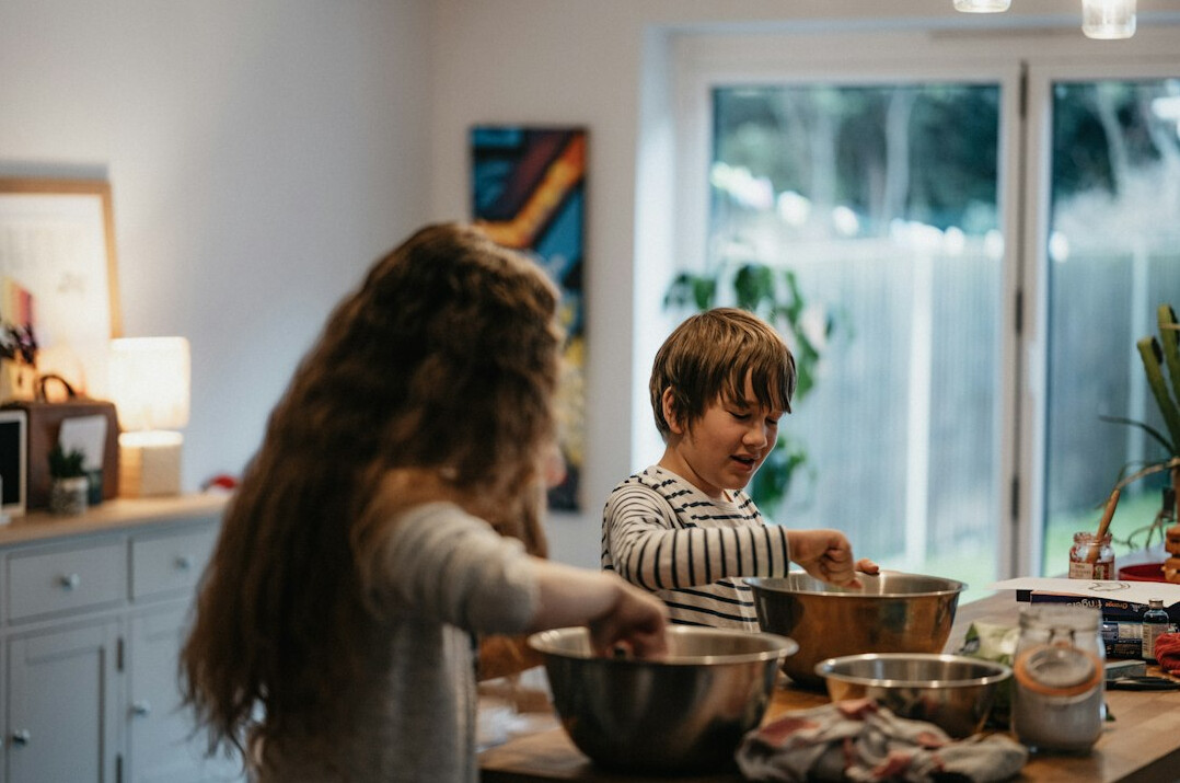 kids helping in kitchen